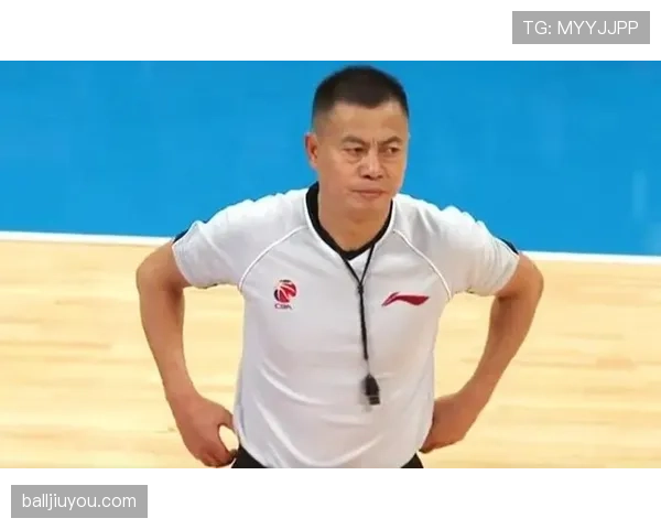 篮球比赛中掩护犯规判定的核心要素与裁判执法标准详细解析