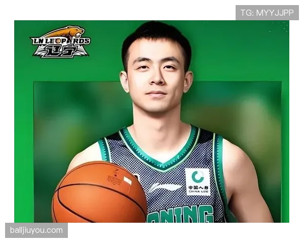 赵继伟拎着菜篮出现在豪宅门口，这画面我刷了三遍